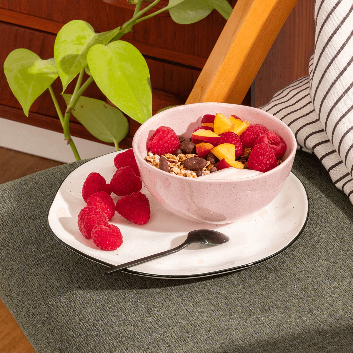 Raspberry Dark Choc Müsli - Image 5